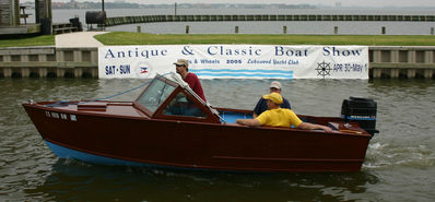 Dad's 1966 homebuilt 17' Runabout 
